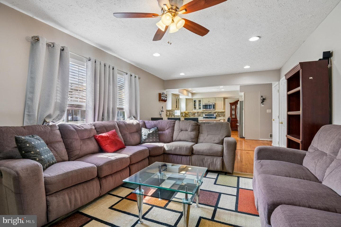 479 Manor Road photo 14