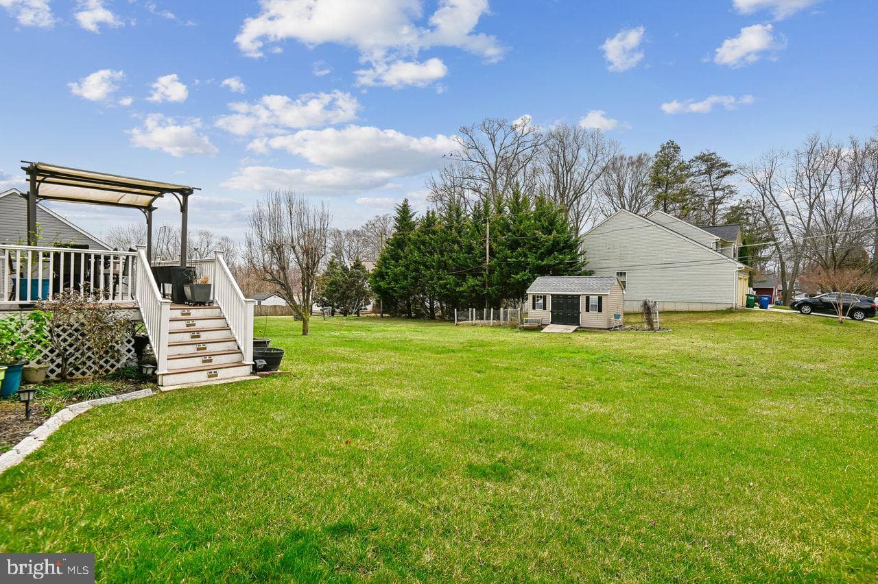 479 Manor Road photo 36