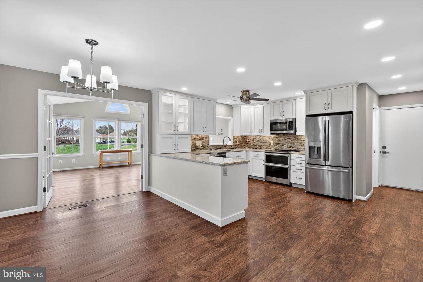 1115 Stromko Drive photo 4