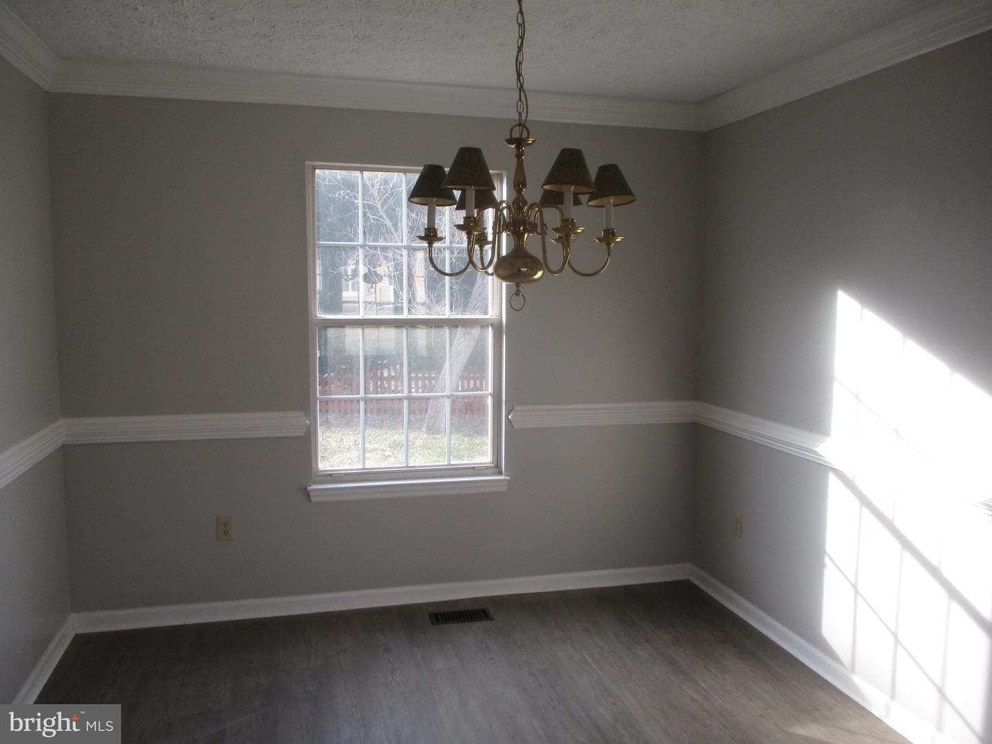 915 Coburn Court photo 4
