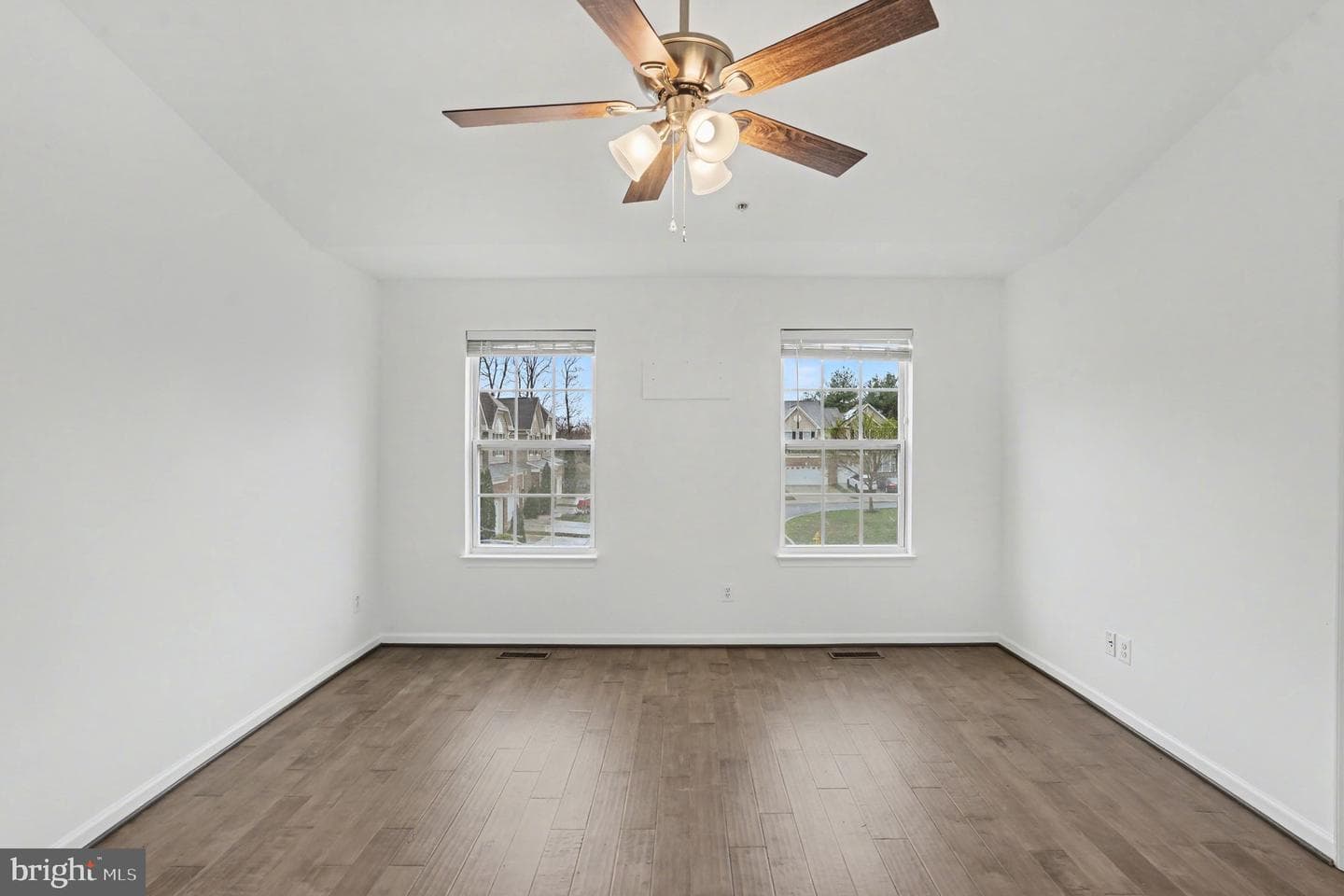 506 Millar Court photo 18
