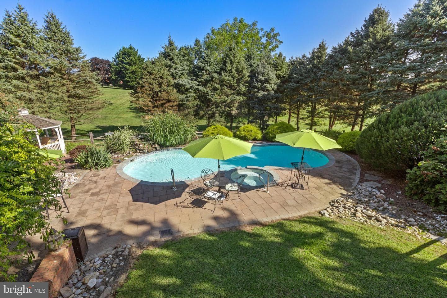 3203 Glouchester Drive photo 28