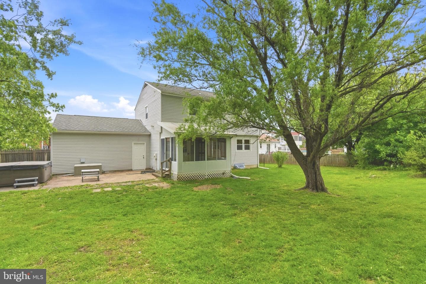 203 Kane Court photo 34