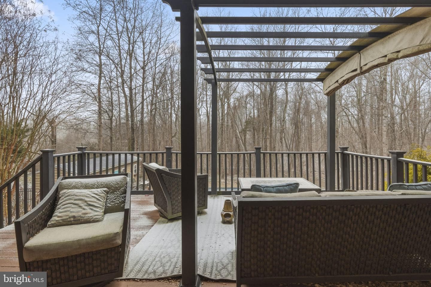 922 Sidehill Drive photo 18