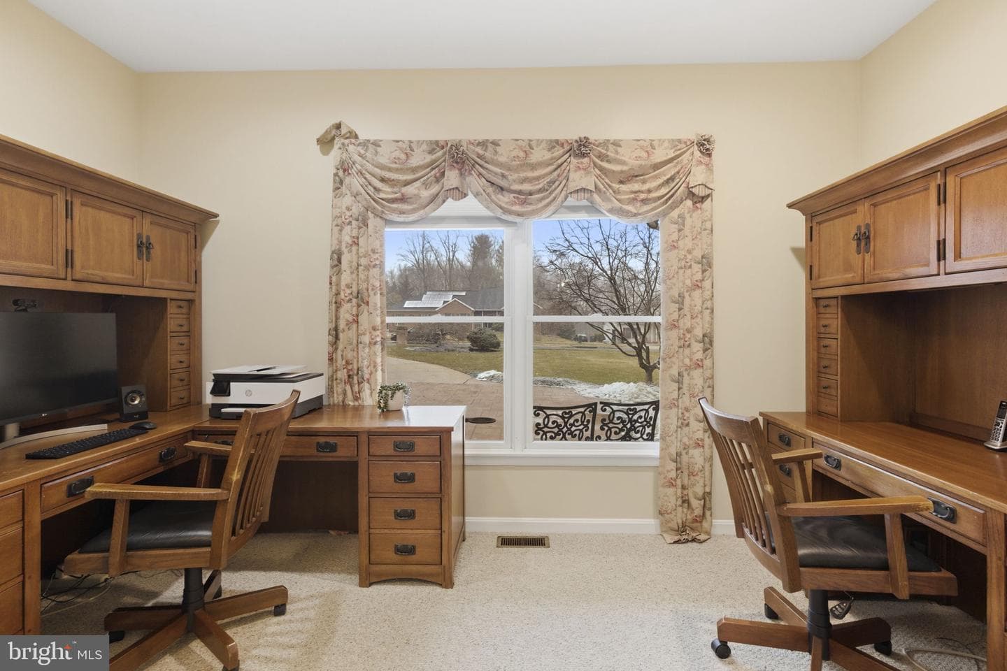 922 Sidehill Drive photo 30