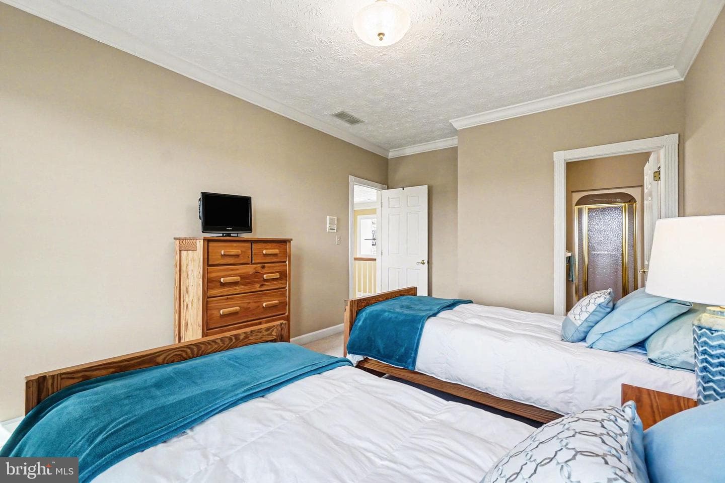 2309 Kings Arms Drive photo 50