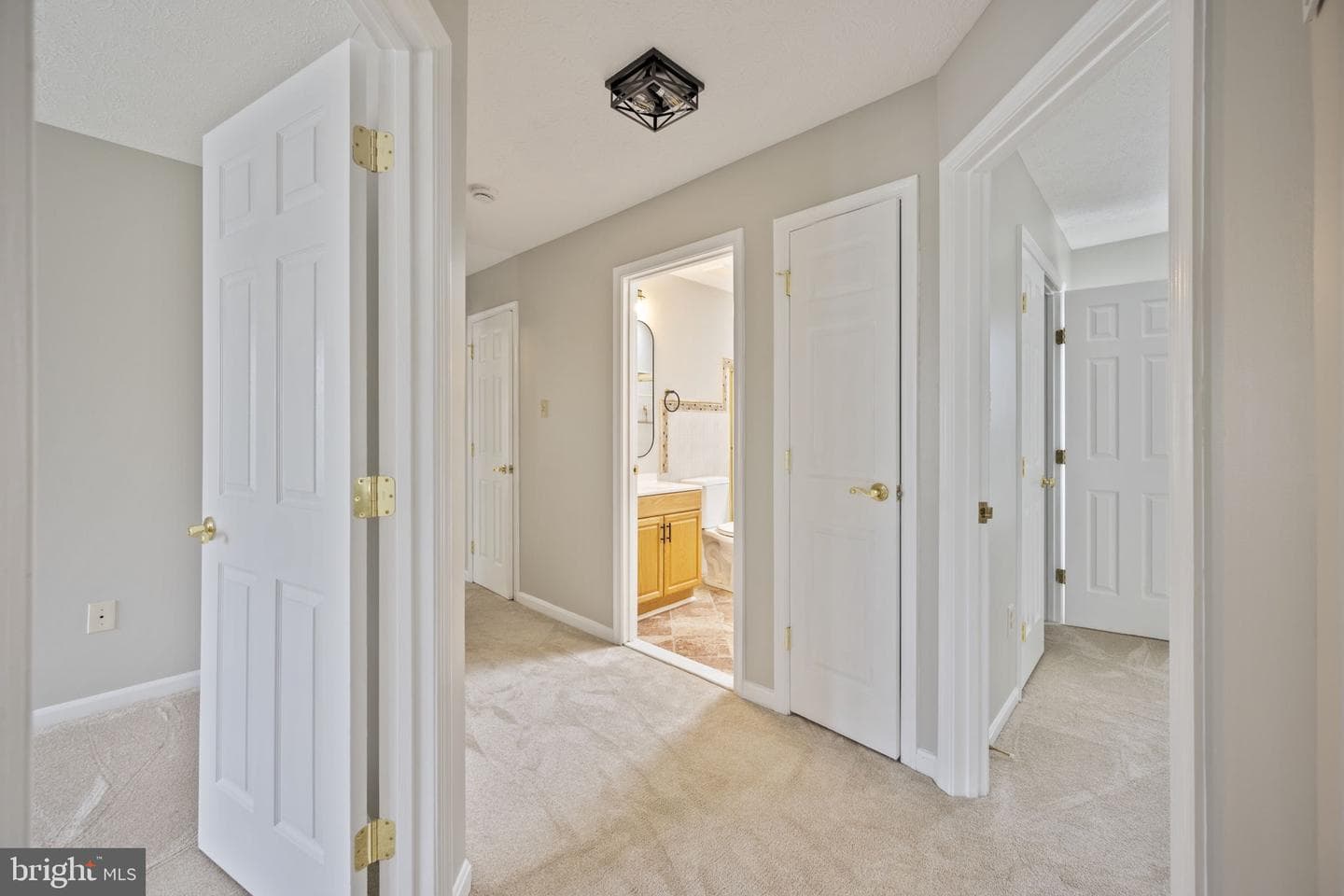 822 Lancaster Drive photo 19