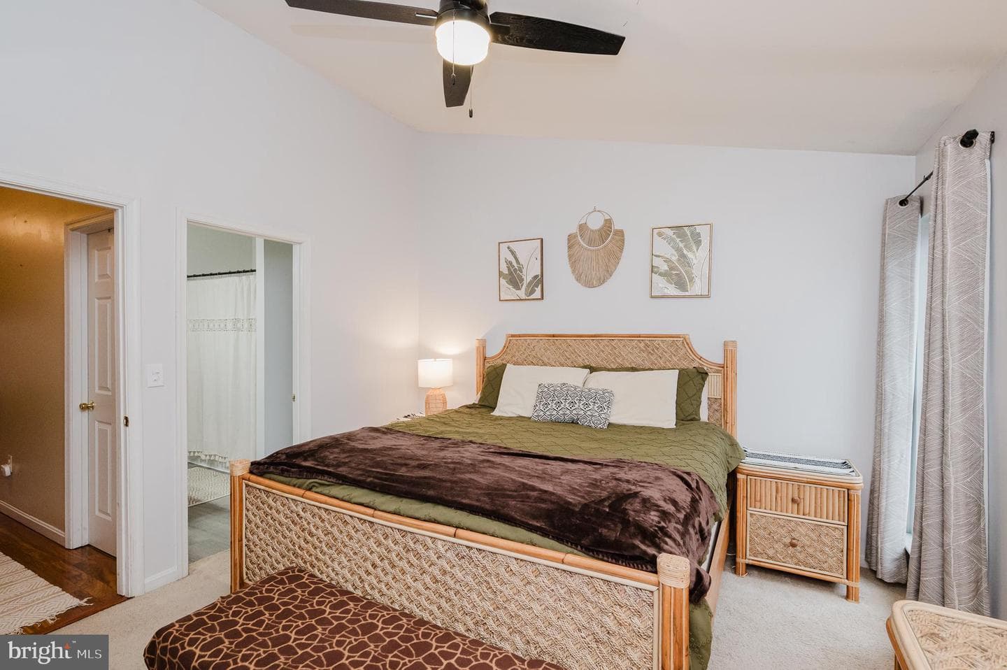 1204 Splashing Brook Drive photo 32