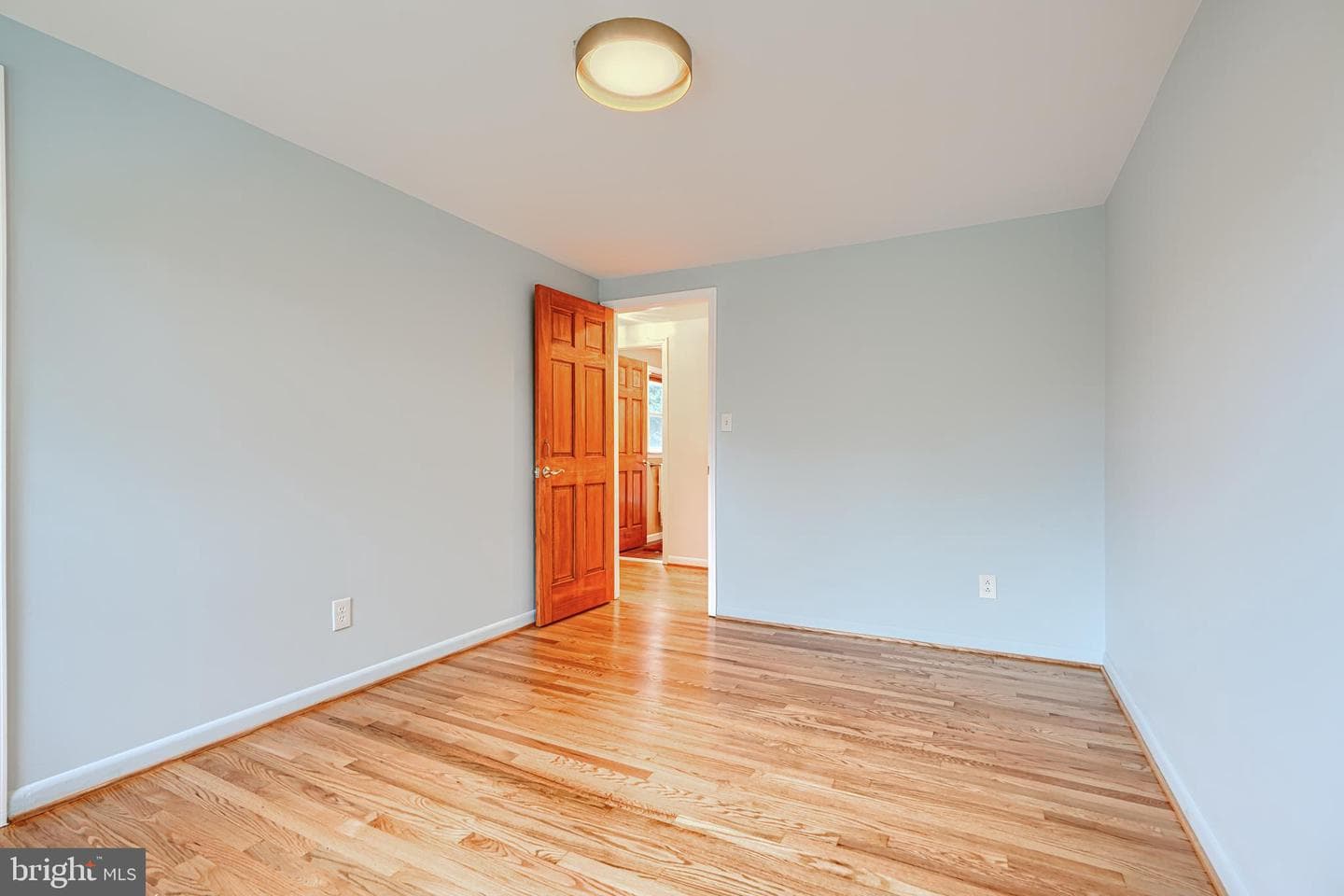 1202 Vermont Road photo 36