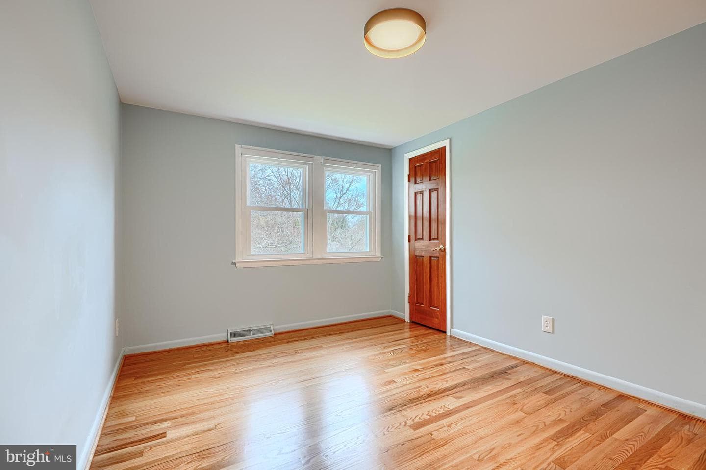 1202 Vermont Road photo 37