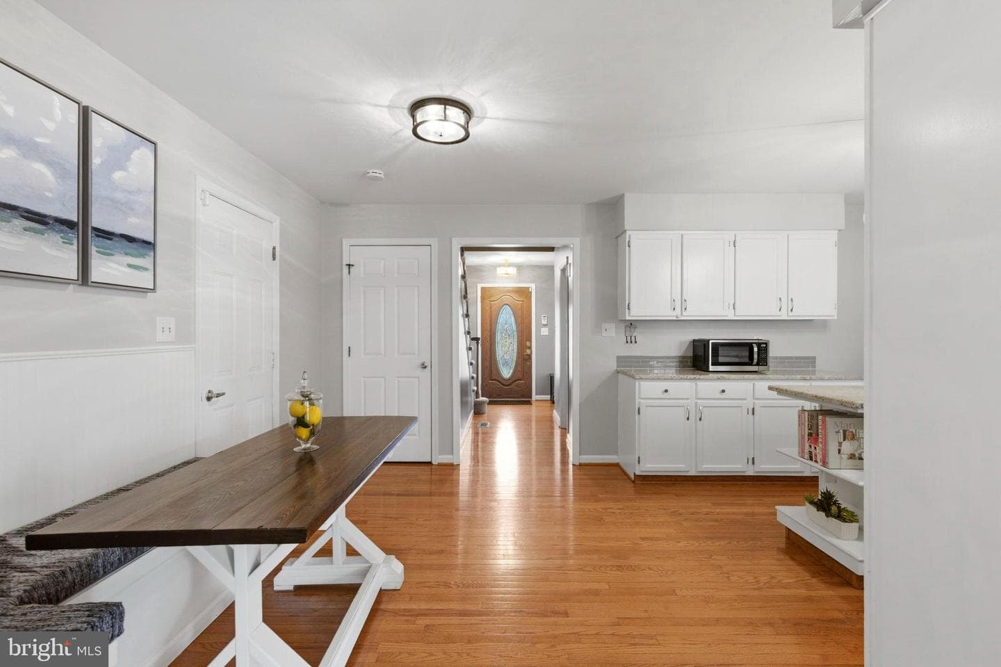 902 E Broadway photo 8