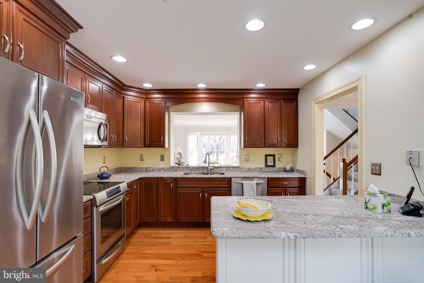 200 Temple Drive photo 19