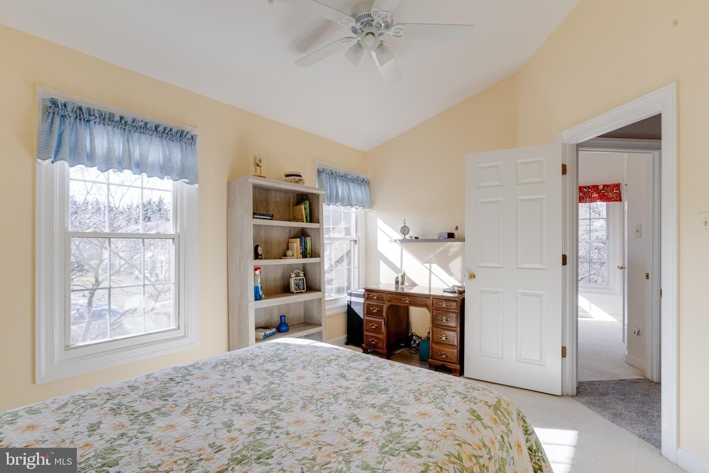 200 Temple Drive photo 52