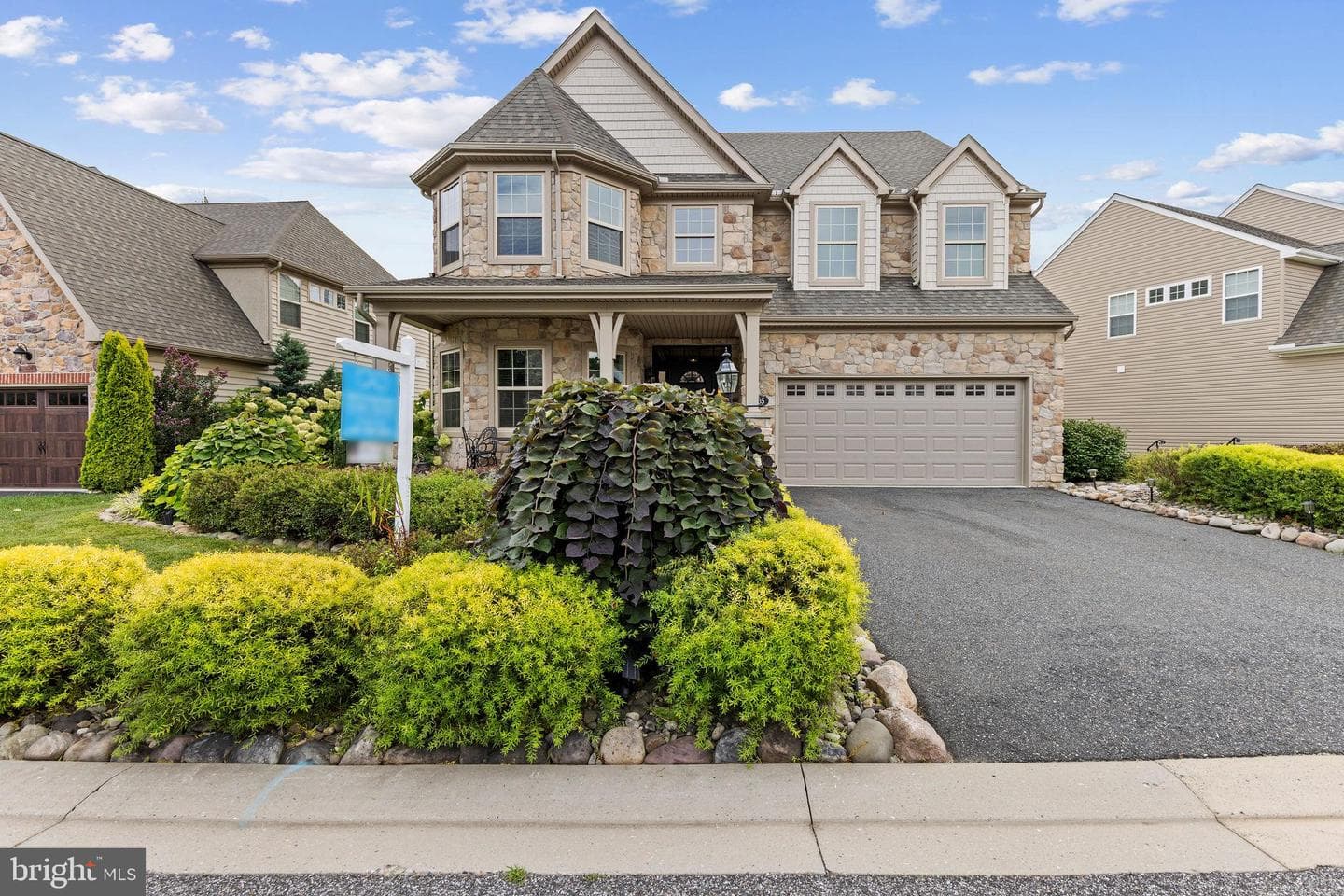 1635 Vista Bay Court photo 2