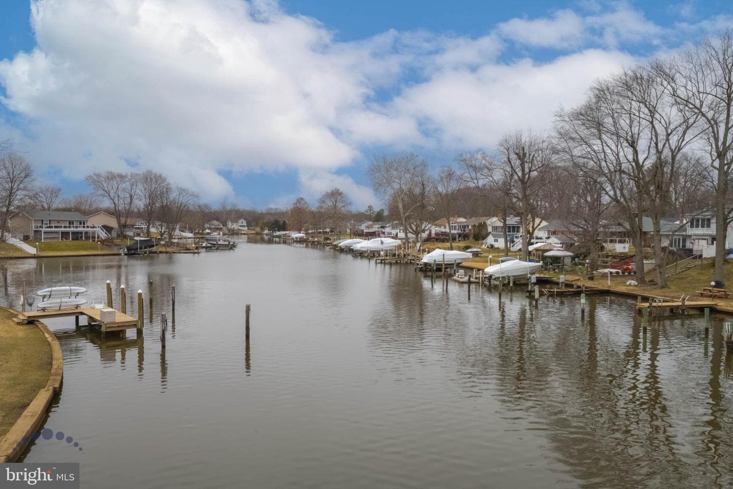 688 Shore photo 49