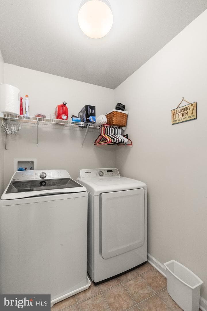 1300 Amedoro Court photo 17
