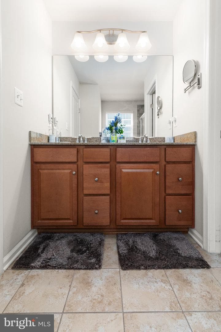 1300 Amedoro Court photo 20
