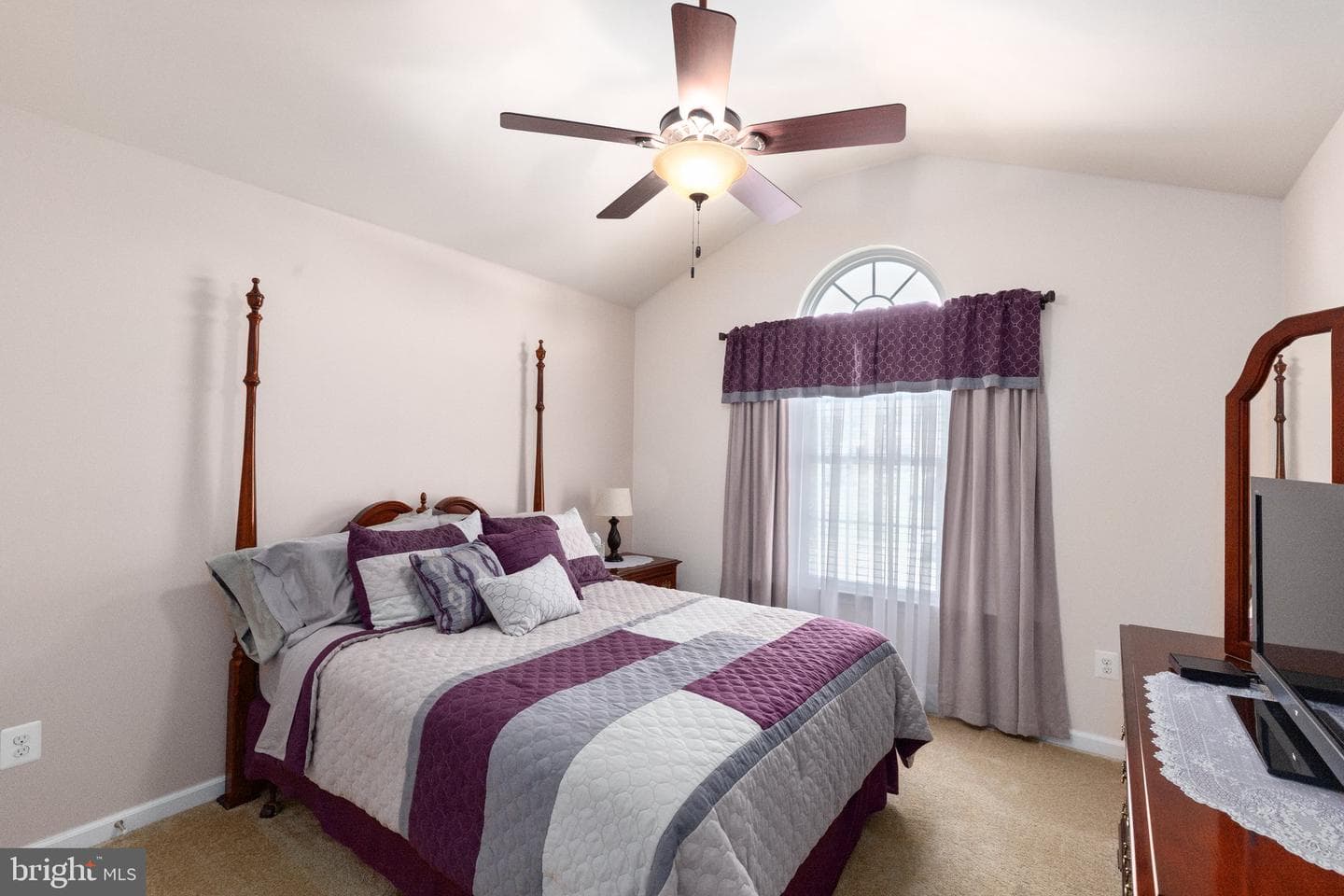 1300 Amedoro Court photo 4