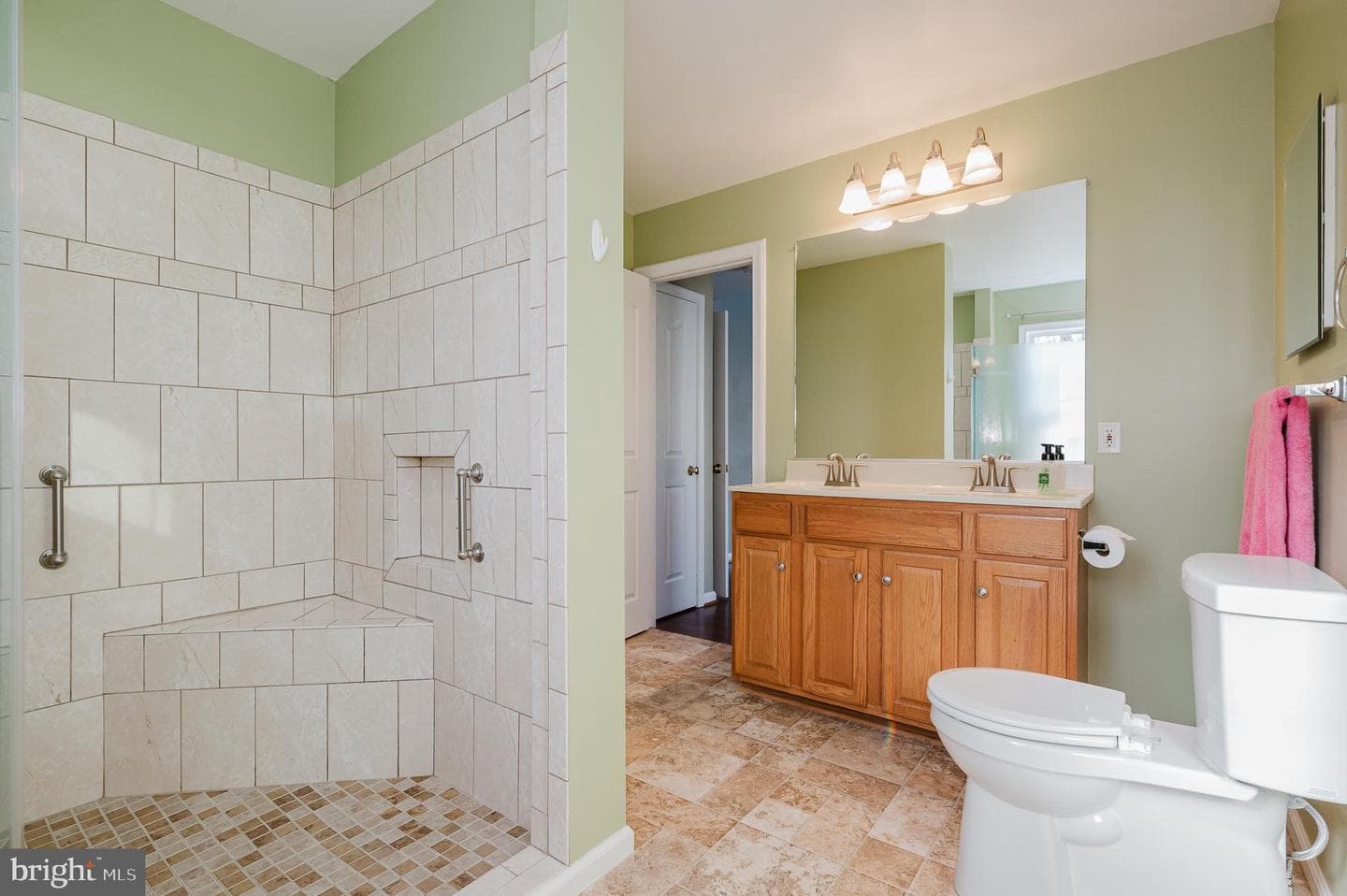 1114 E Viking Court photo 24