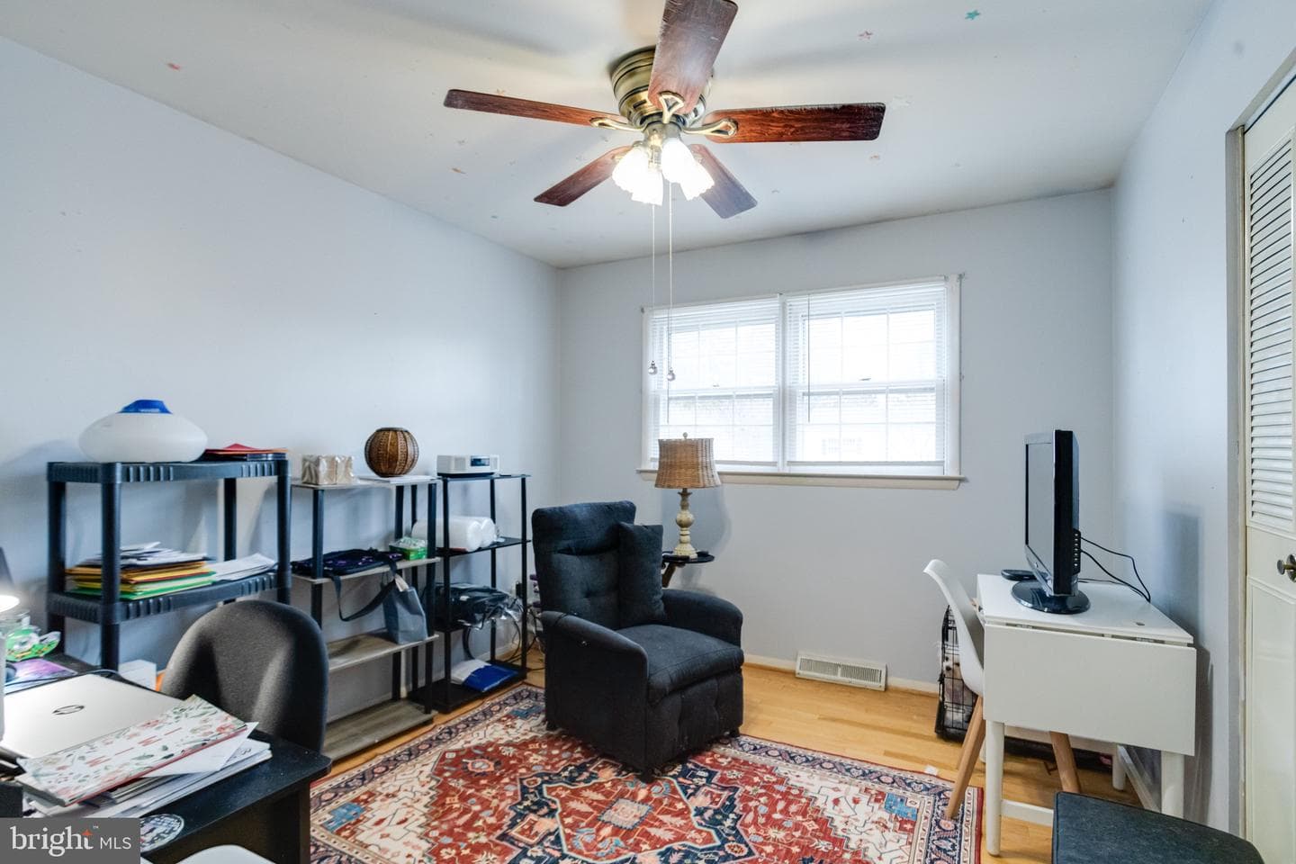 520 Woodbury Way photo 26