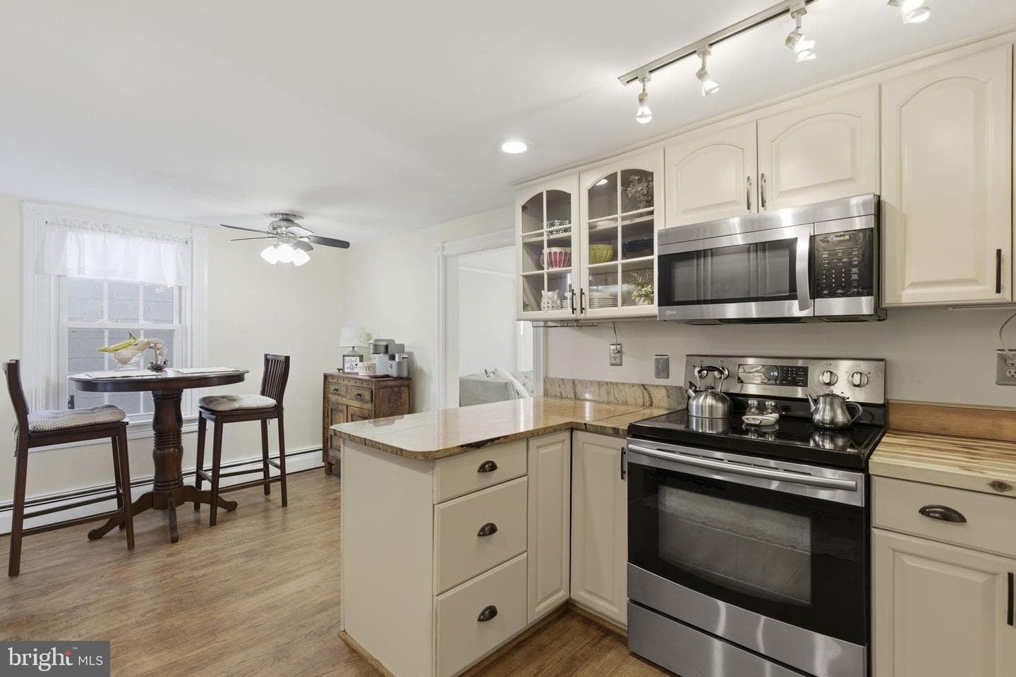 205 S Union Avenue photo 11
