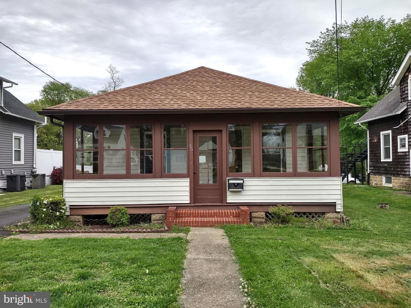 45 Mount Royal Avenue photo 2