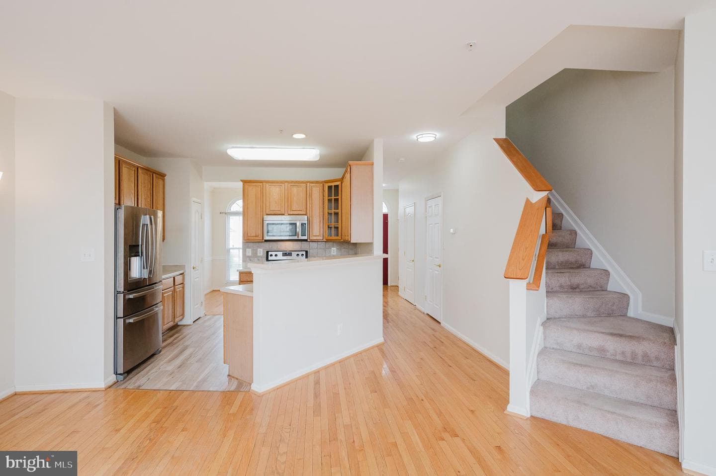 525 Kirkcaldy Way photo 11