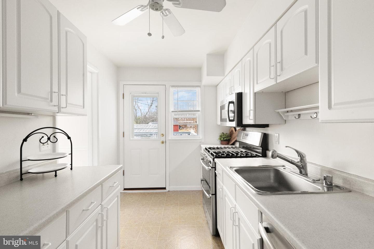 17 Shannon Drive photo 12