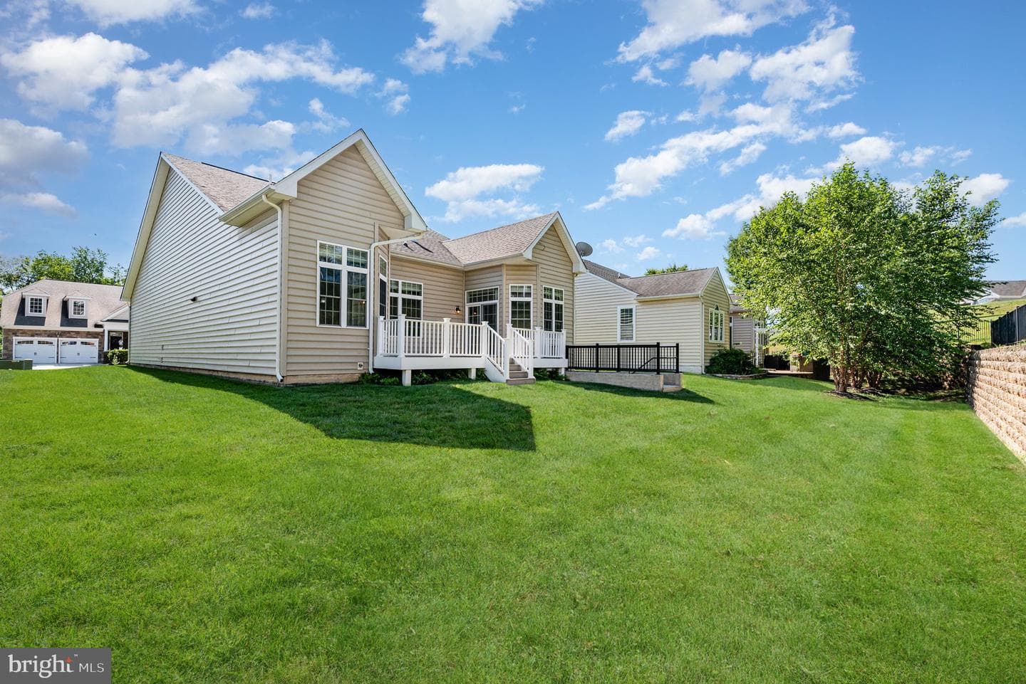 221 War Admiral Way photo 34