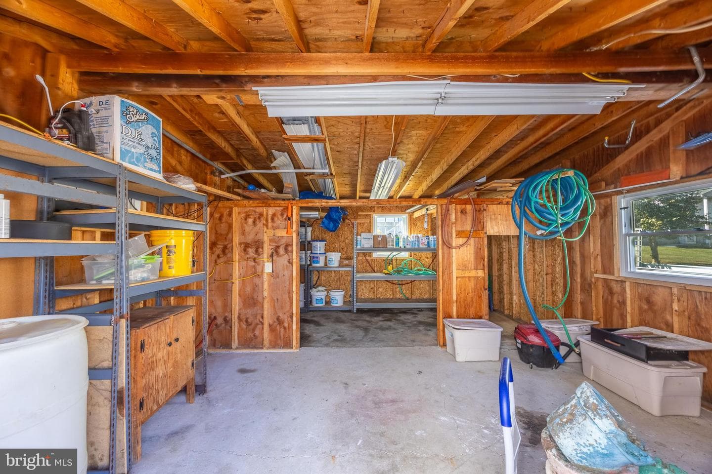 716 Paradise Road photo 24