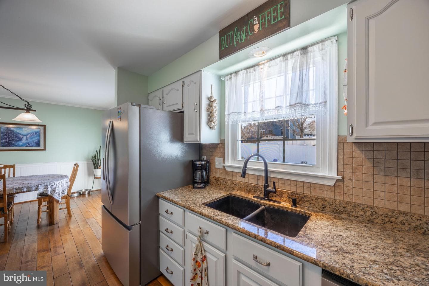 716 Paradise Road photo 44