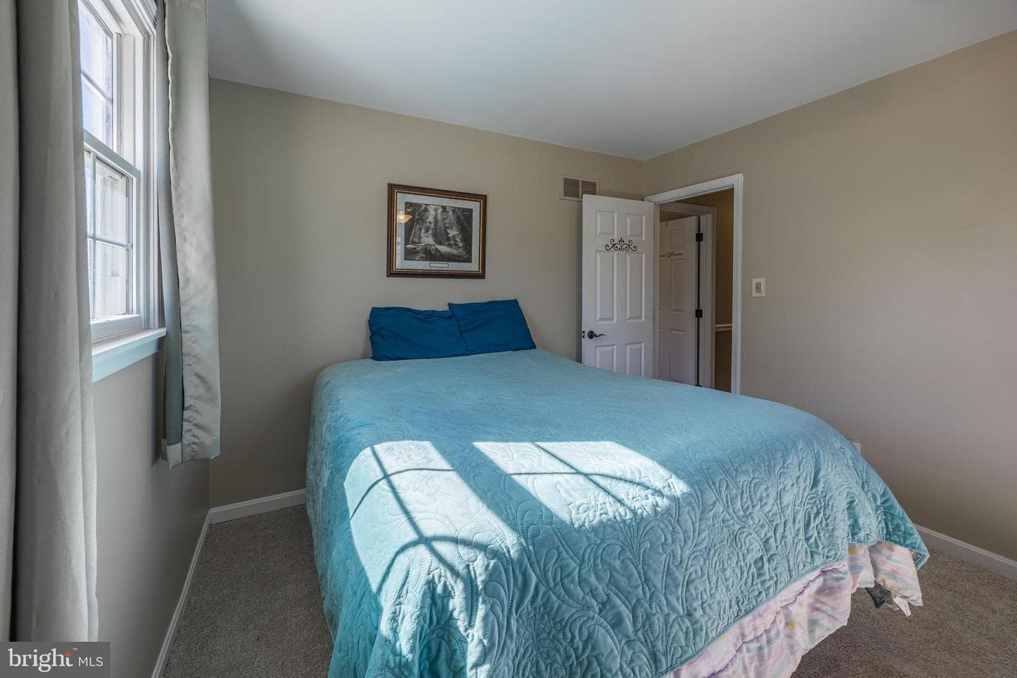 716 Paradise Road photo 55