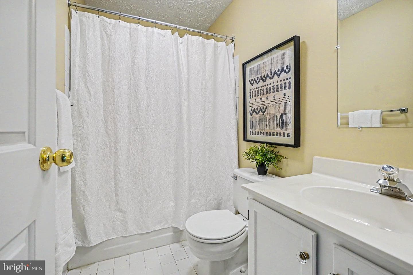 1562 Bentley Circle photo 29