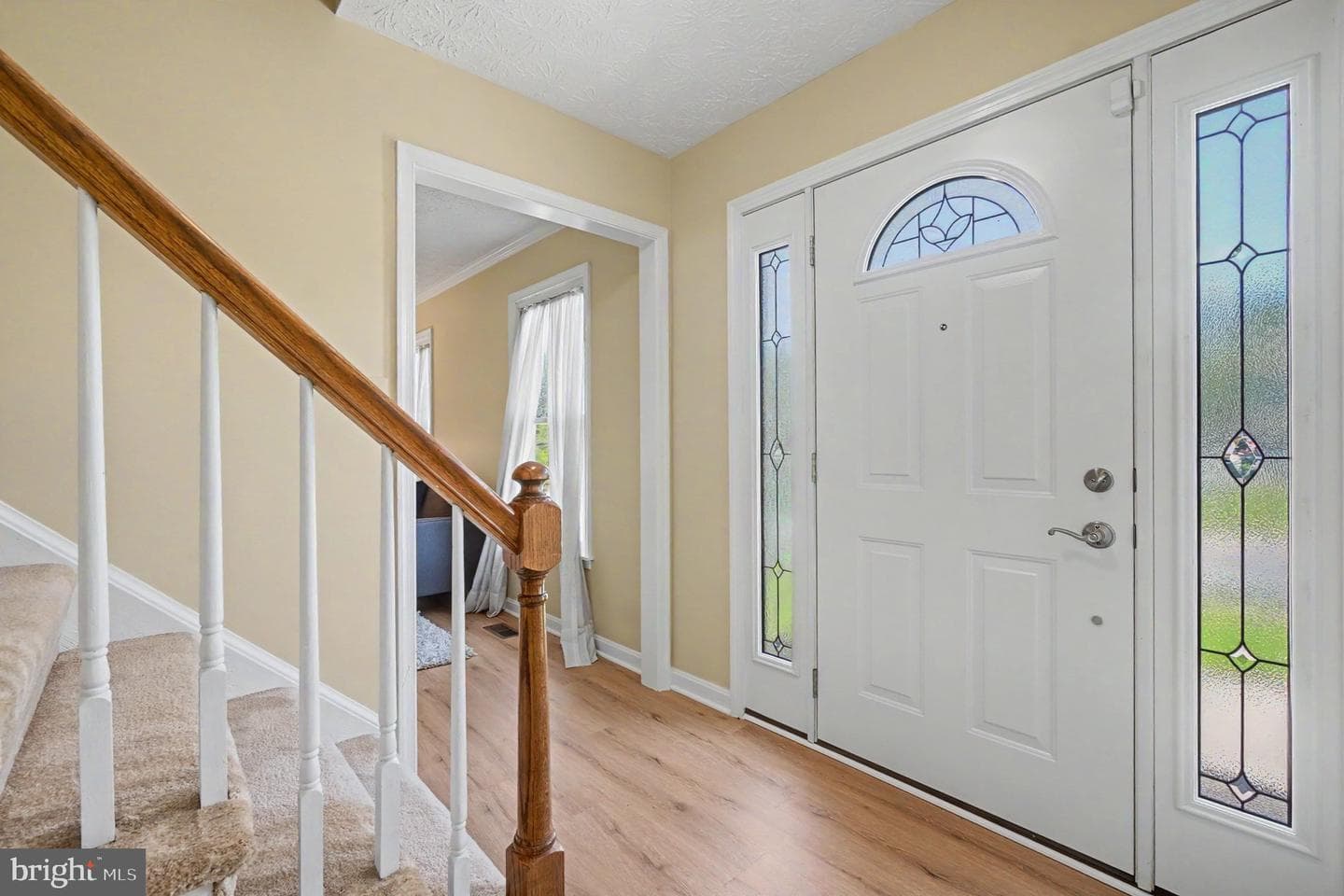 1562 Bentley Circle photo 5