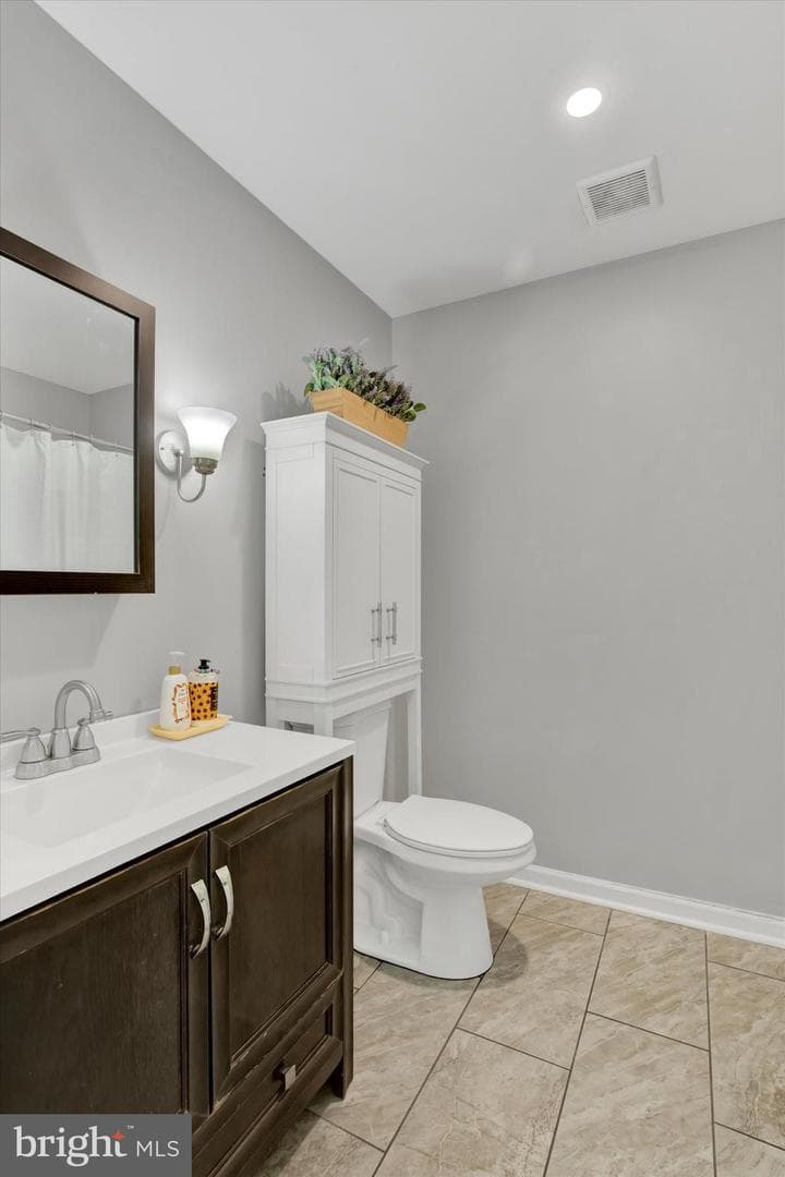 2015 S Fountain Green Road photo 10