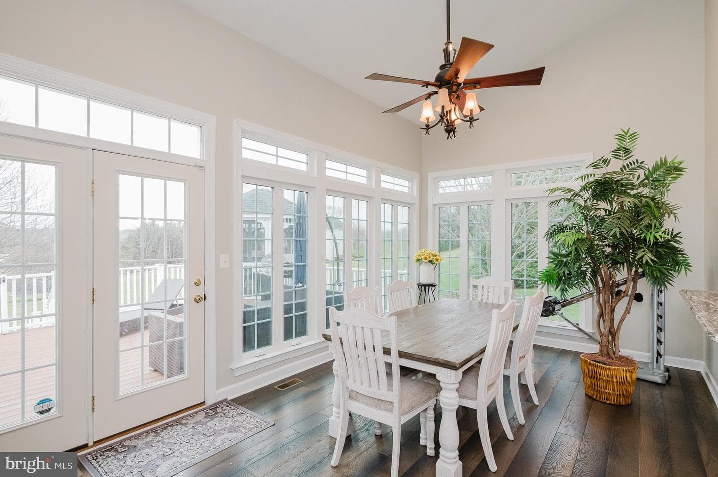 112 Bower Lane photo 30