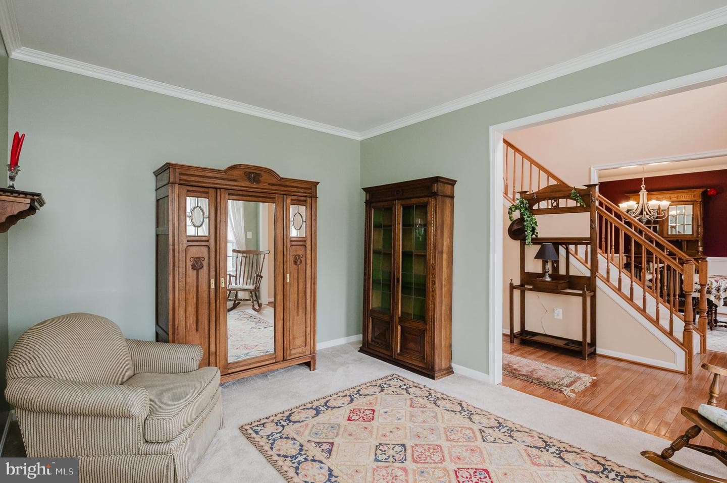 555 Beards Hill Road photo 13