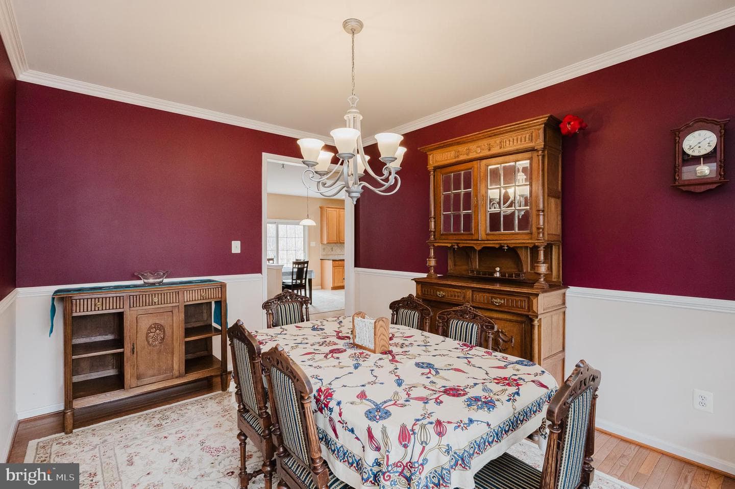 555 Beards Hill Road photo 14