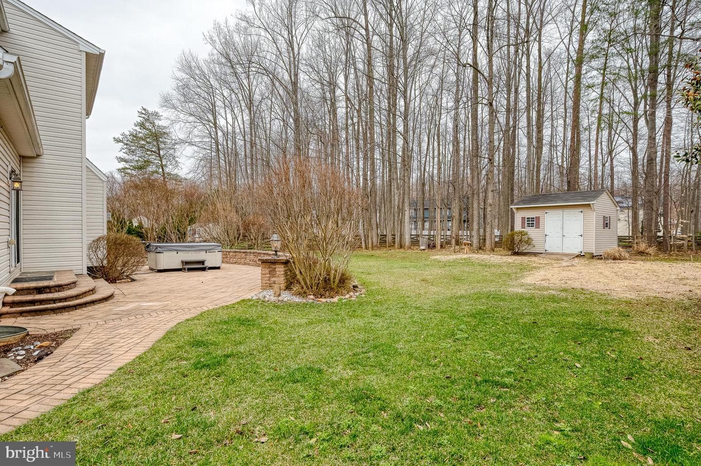 555 Beards Hill Road photo 85