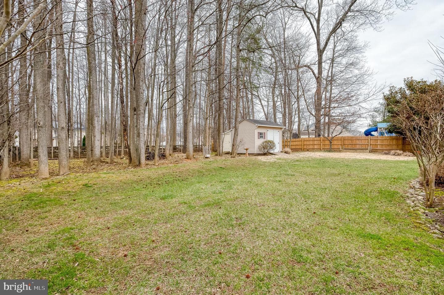 555 Beards Hill Road photo 90