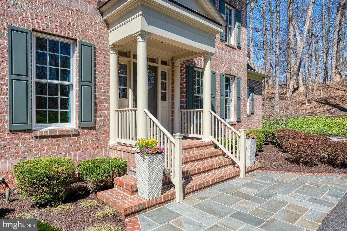 1408 Tayside Way photo 6