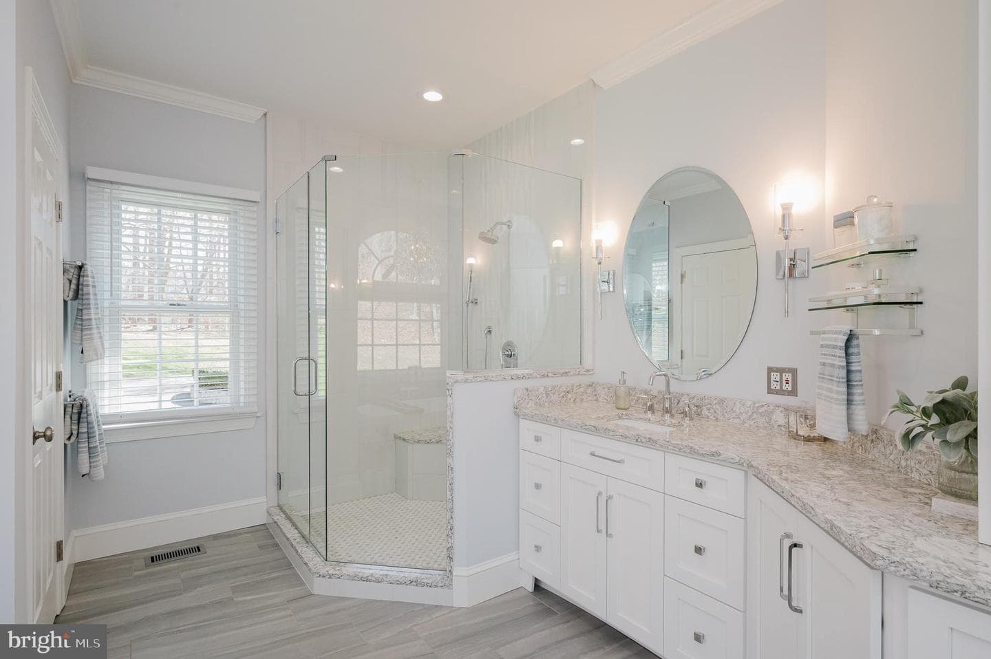 1408 Tayside Way photo 60