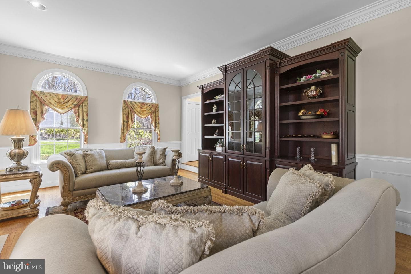 1406 Tayside Way photo 6