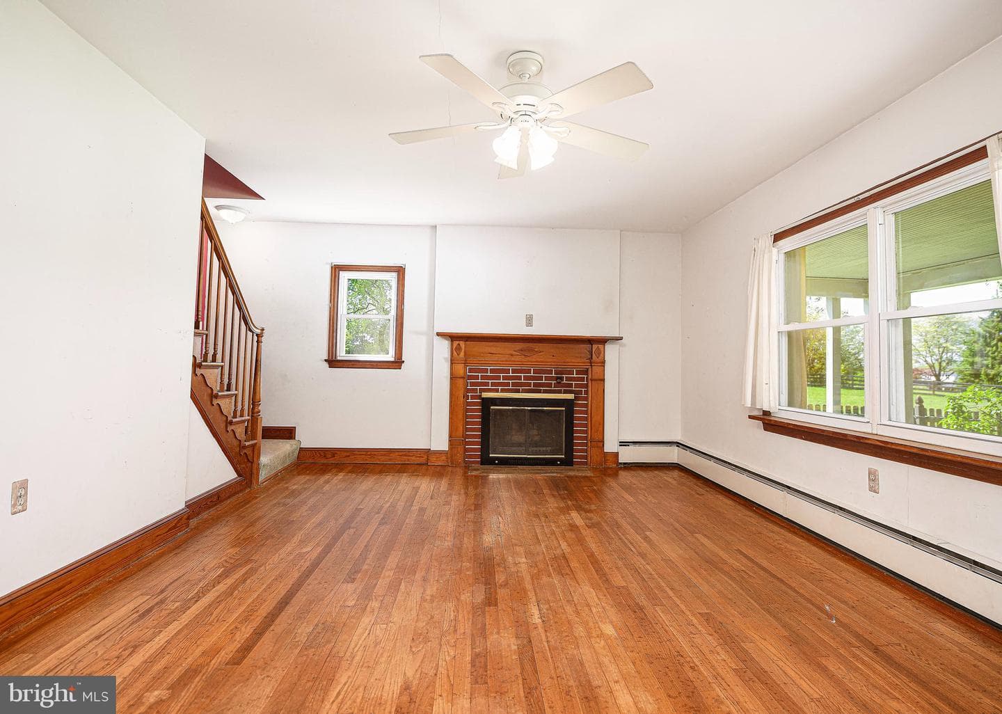 1723 E Churchville Road photo 3