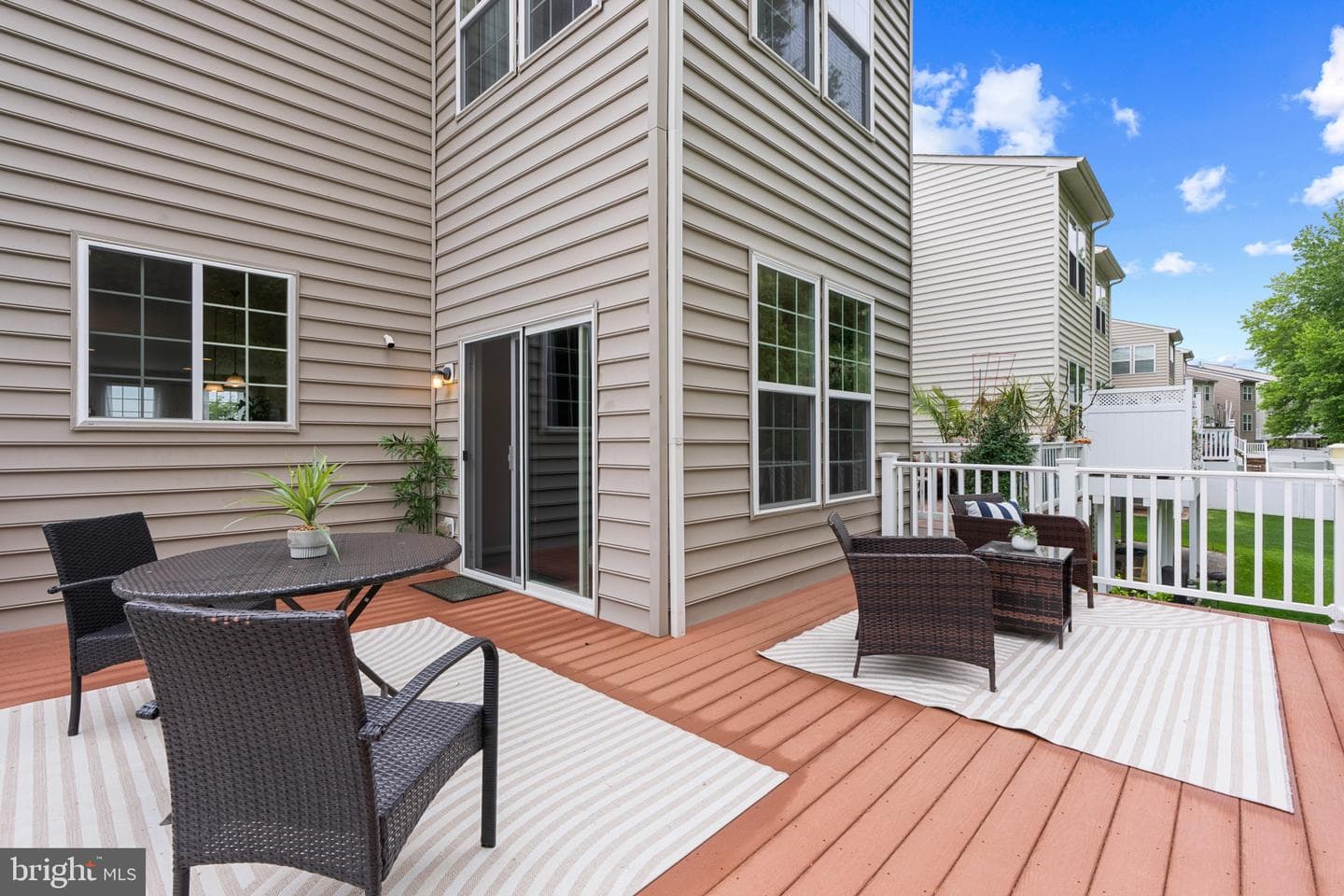 232 Mohegan Drive photo 28