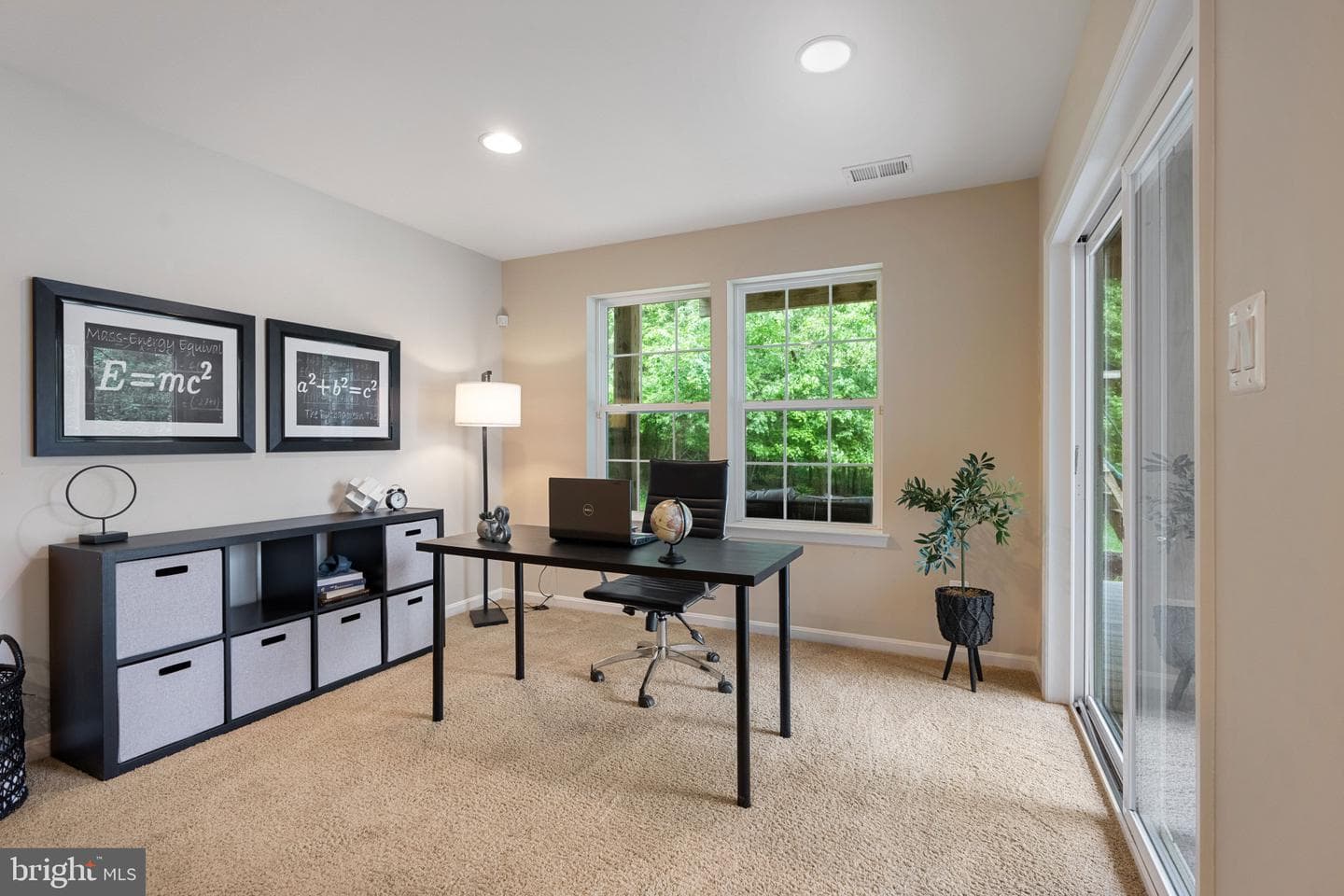 232 Mohegan Drive photo 6