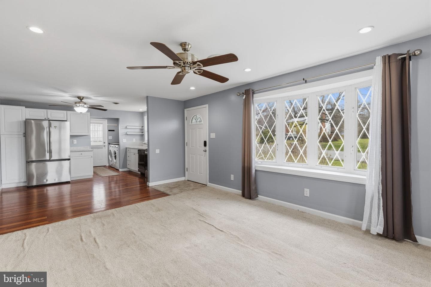 1503 Green Road photo 11