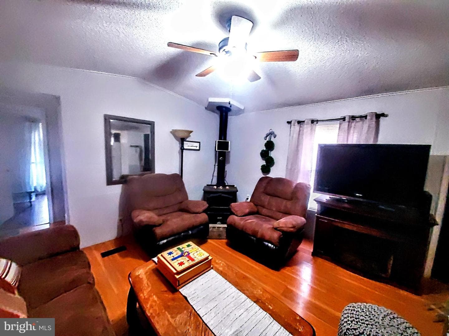 228 Poclain Drive photo 4