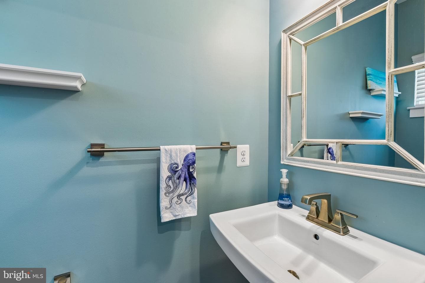637 Iron Road photo 12