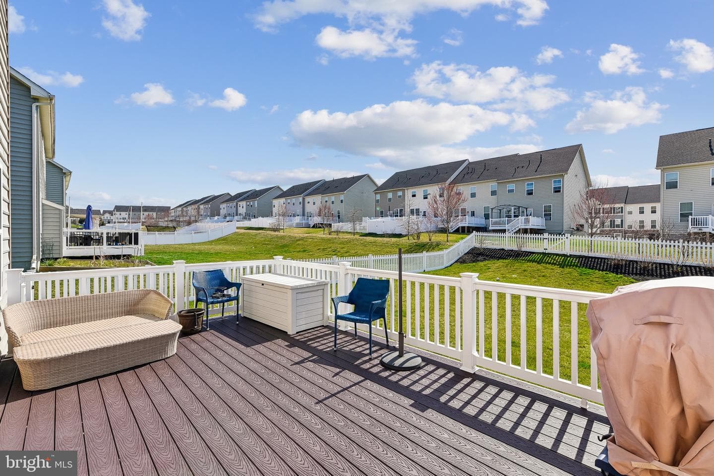 637 Iron Road photo 32